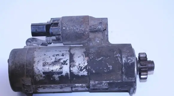 Audi A4 S4 B7 8E 8H Starter motor 05991024k D428000722