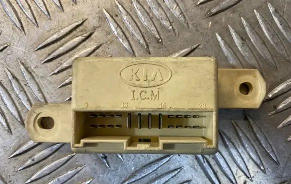 KIA Sorento Sensor BLICM 0236 AK781