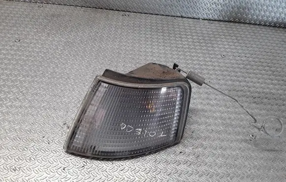 Front indicator light