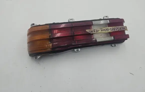 Mercedes-Benz W123 Rear/tail lights 53248R3