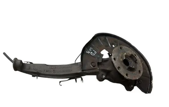 Audi Q7 4L Front wheel hub spindle knuckle