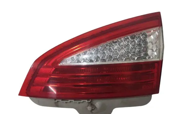 Ford Mondeo MK IV Tailgate rear/tail lights 7S7113A602B