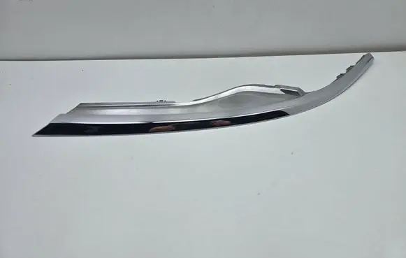 Toyota Auris E180 Under headlight/headlamp trim 5318202090 5318202100 5318202140
