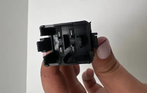Volkswagen Touran I Hazard light switch 1T0953509