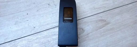 Hyundai Sonata Passenger airbag on/off switch 9593c3k500