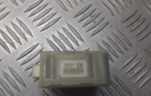 Mitsubishi Lancer Airbag deployment crash/impact sensor 8651-A030