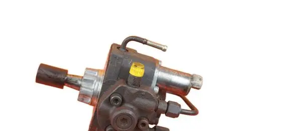 Nissan Navara D40 Fuel injection high pressure pump 16700EB300 YD25