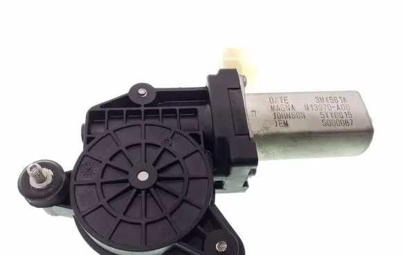 BMW 1 F20 F21 Rear door window regulator motor 5YY0615 M13970A00