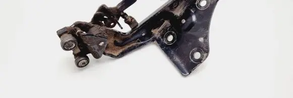 Citroen Berlingo Sliding door lower roller guide/hinge 