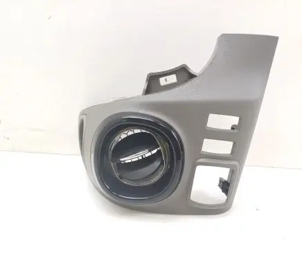 Renault Trafic III (X82) Dashboard side air vent grill/cover trim 683112651R 683118952R 683110179R