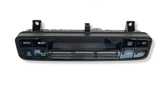 Toyota Auris E180 Climate control unit 5590002820 55900-02820