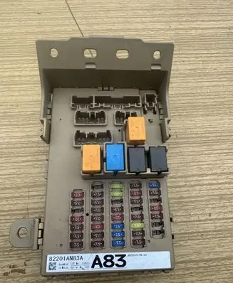 Subaru Outback (BT) Fuse module 82201AN83A
