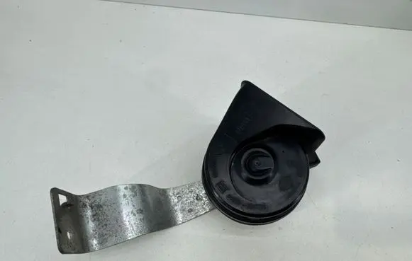 Mercedes-Benz CLA C117 X117 W117 Horn signal A0005406003