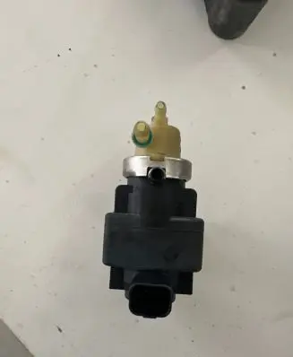 Peugeot RCZ Turbo solenoid valve V7595372 21T266 70177714
