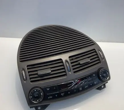 Mercedes-Benz E W211 Climate control unit 2118300685 00084302 A2118300685