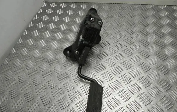 KIA Ceed Accelerator throttle pedal 327002R930 T6931