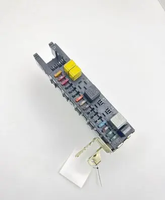 Mercedes-Benz CLK A209 C209 Fuse module 2095450601