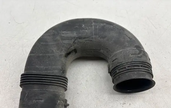 Volkswagen Golf Plus Air intake hose/pipe 1K0129618AT