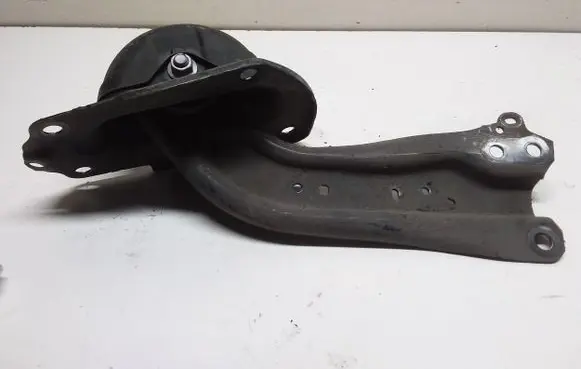 Toyota Prius (XW50) Rear upper control arm/wishbone
