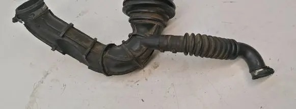 Ford Transit Turbo air intake inlet pipe/hose 954F9A613AB