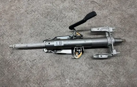 BMW i3 Steering wheel axle set 6865576