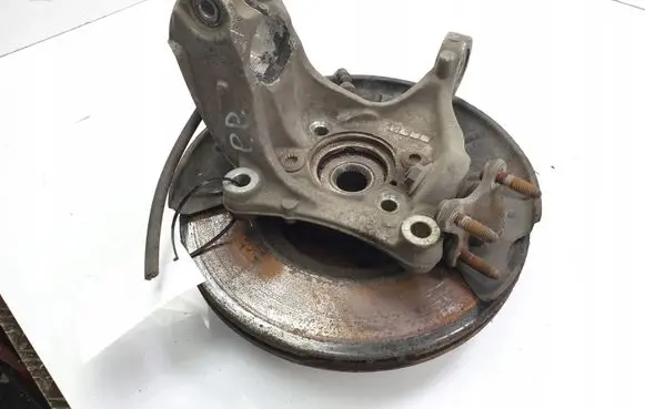 Volkswagen PASSAT CC Front wheel hub spindle knuckle