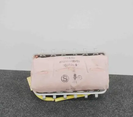 Subaru Legacy Passenger airbag
