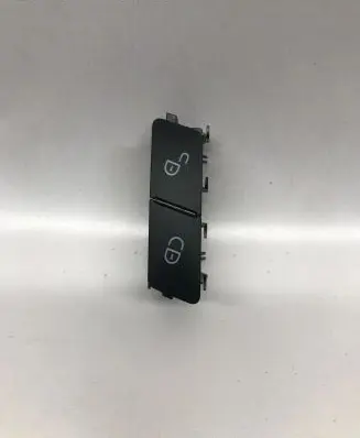 Mercedes-Benz C W204 Central locking switch button A2049058402