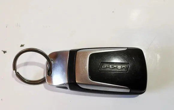 Audi Q7 4M Ignition key/card 4M0959754AM
