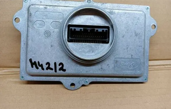Ford Mondeo MK V Xenon control unit/module L90049276