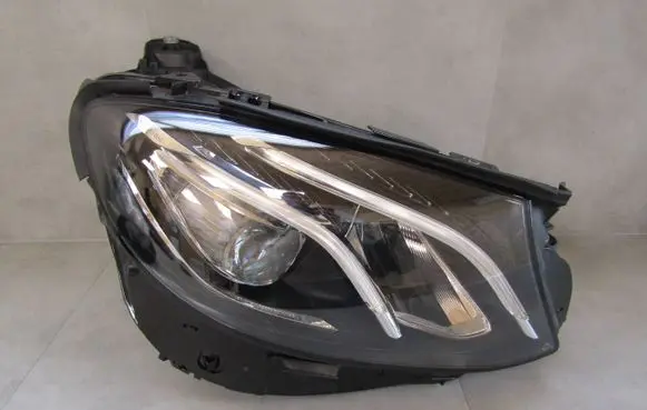 Mercedes-Benz E W213 Headlight/headlamp A213906404KZ 1EA2015