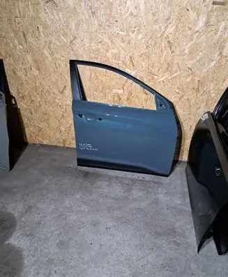 Hyundai Kona I Front door 