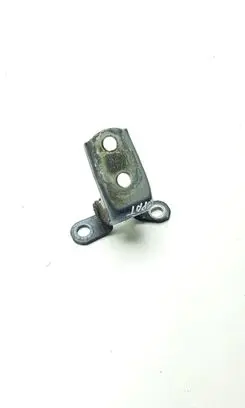 Honda CR-V Rear door lower hinge