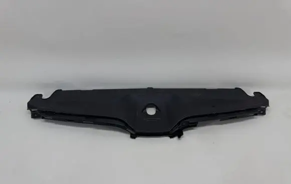 Skoda Superb B8 (3V) Engine bonnet/hood lock trim molding 