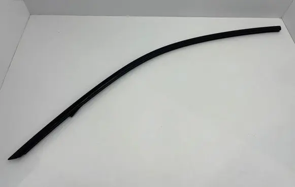 BMW 4 F32 F33 Front door glass trim molding 