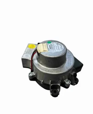 Volkswagen Multivan T5 Heater fan/blower 7H0815020A