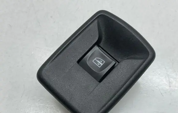 Renault Kangoo II Electric window control switch
