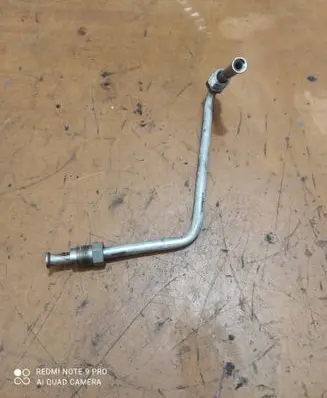 Peugeot 308 Fuel injector supply line/pipe 