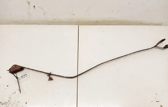 Nissan Almera Tino Fuel tank mounting bracket 