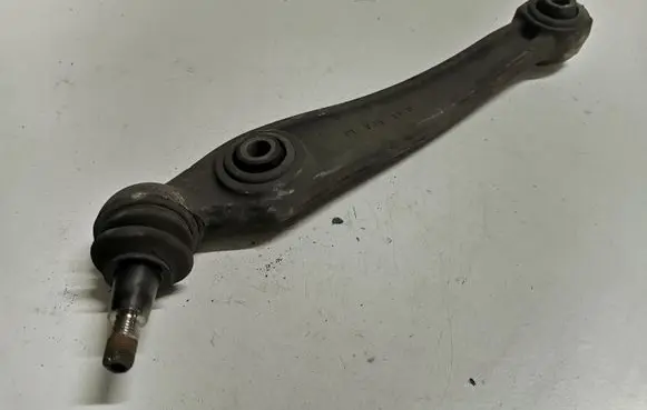 BMW X5 E70 Front lower control arm/wishbone 15V24