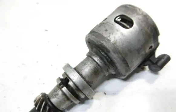 Volkswagen Golf II Ignition distributor 055905206