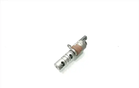 Volkswagen Polo V 6R Camshaft vanos timing valve 04E906455D