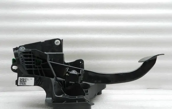 Opel Insignia B Brake pedal bracket assembly 84344904 23317550