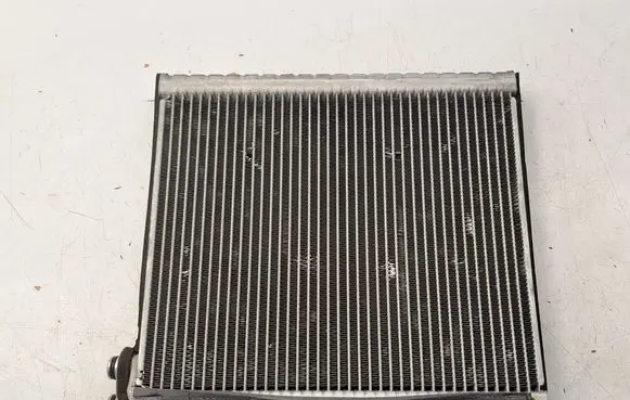 Toyota Corolla Verso AR10 Air conditioning (A/C) radiator (interior) 8850105080