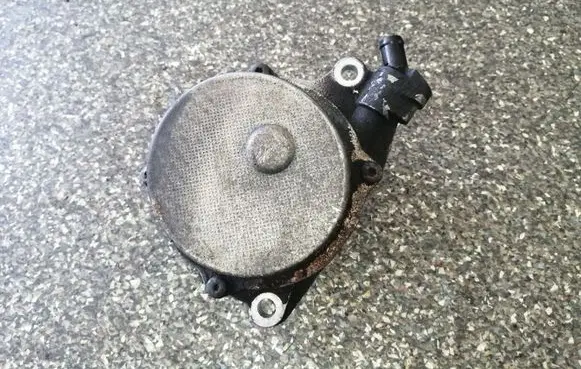 Land Rover Range Rover L322 Vacuum pump 728327