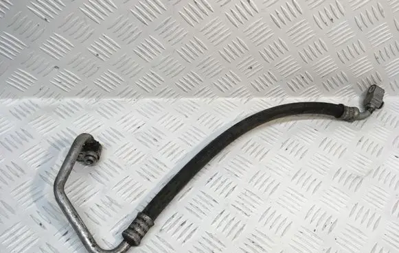 Mitsubishi Pajero Air conditioning (A/C) pipe/hose
