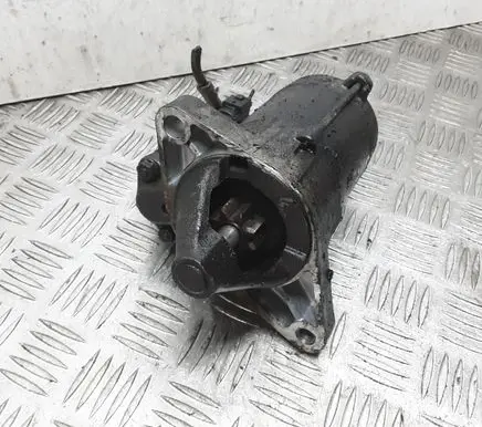 Toyota Yaris Starter motor 281023020 2280008350