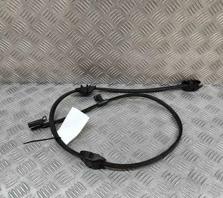 BMW X2 U10 Windshield washer spray nozzle 9478827