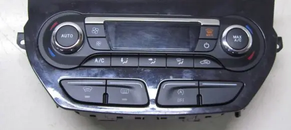 Ford Kuga II Climate control unit DV4T18C612AF