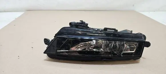 Skoda Octavia Mk3 (5E) Front fog light 5E0941700F